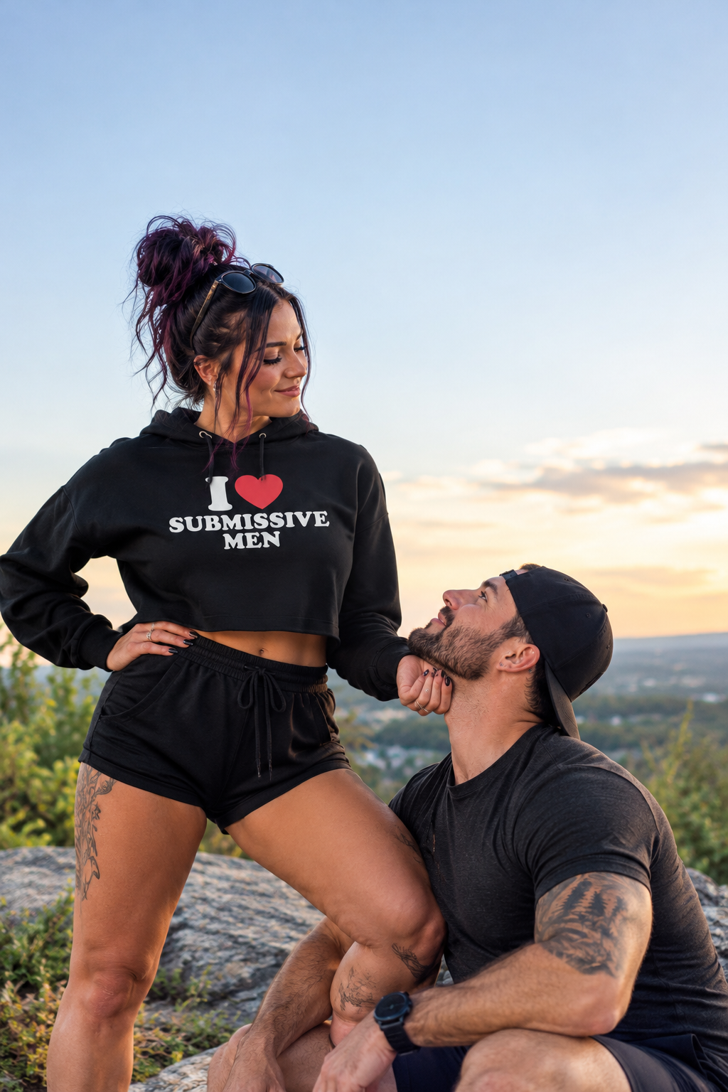 I Love Submissive Men Women's Cropped Hoodie