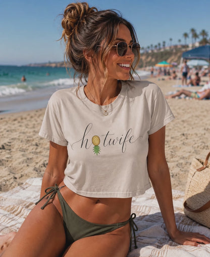 Hotwife Pineapple Women's Crop Top